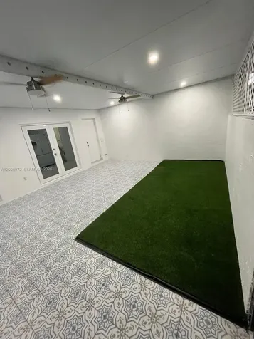 9704 NW 6th Terrace Miami FL 33172