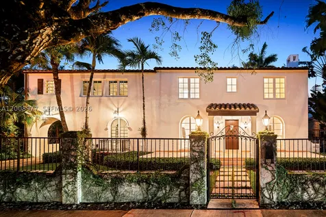 1228 Alhambra Circle Coral Gables FL 33134