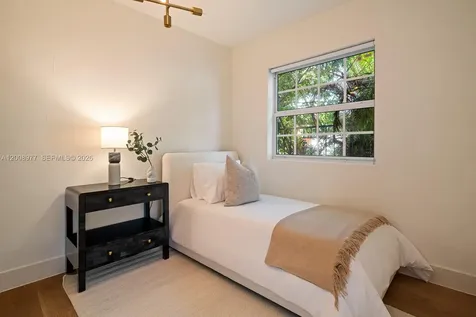 1228 Alhambra Circle Coral Gables FL 33134