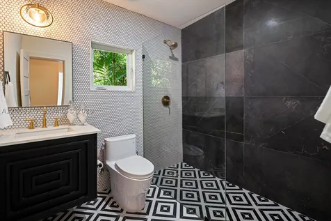 1228 Alhambra Circle Coral Gables FL 33134