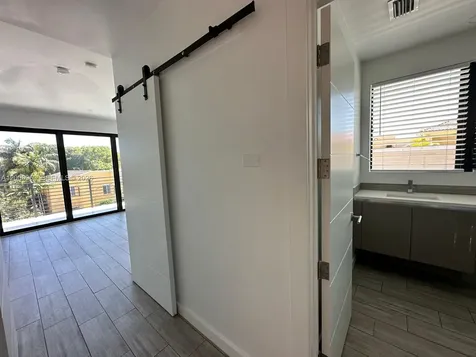 722 NE 15th Avenue Fort Lauderdale FL 33304
