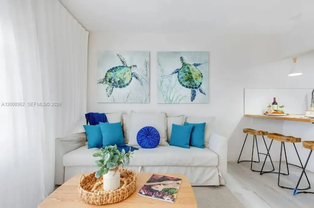 7326 Collins Avenue Miami Beach FL 33141
