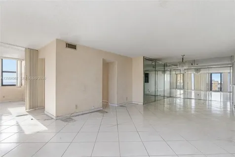 2401 S Ocean Drive Hollywood FL 33019