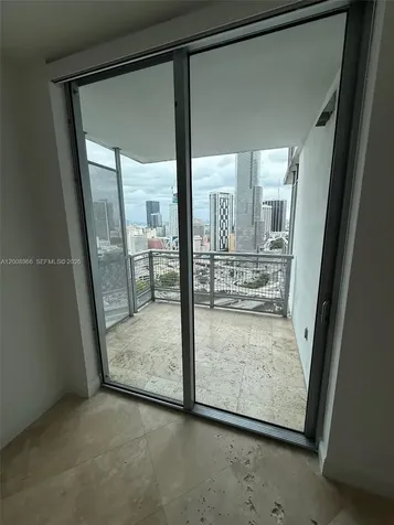 350 S Miami Avenue Miami FL 33130