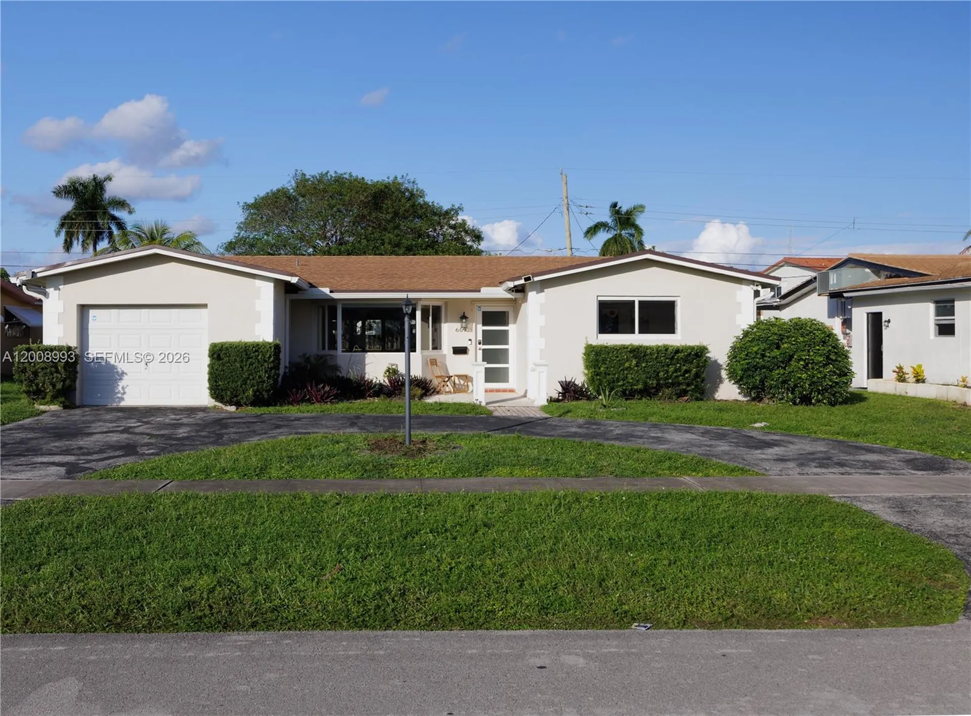 609 S Crescent Drive Hollywood FL 33021
