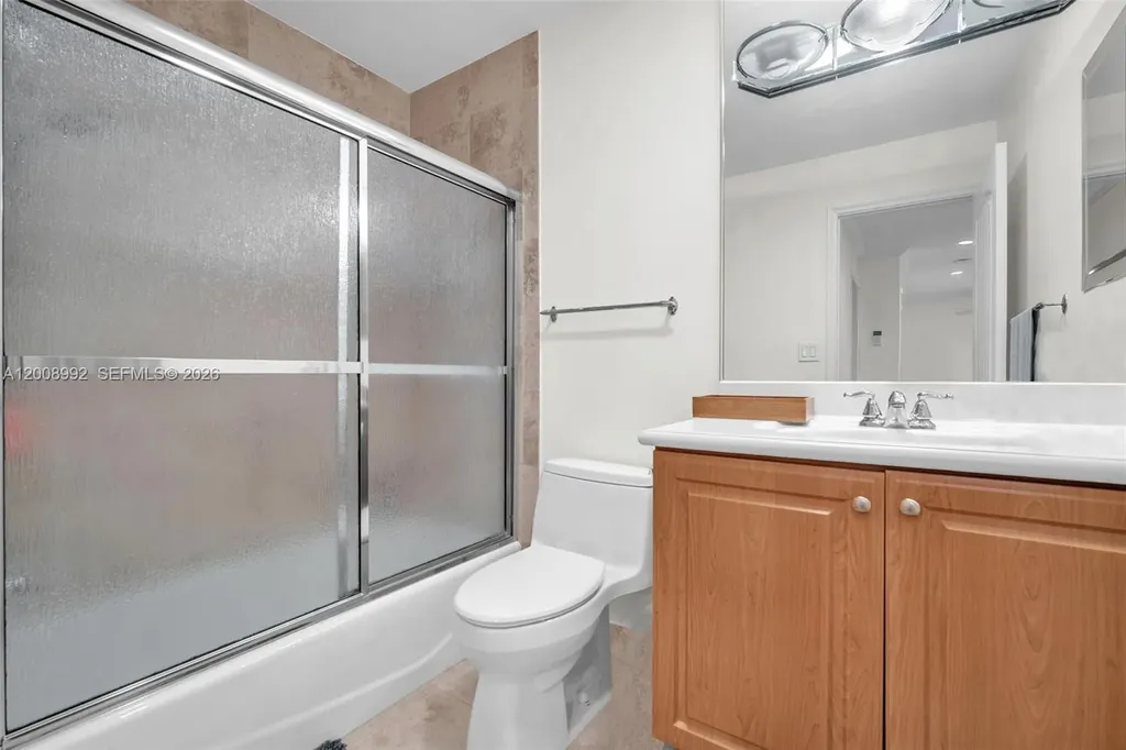 107 Heatherbrook Way Hollywood FL 33021
