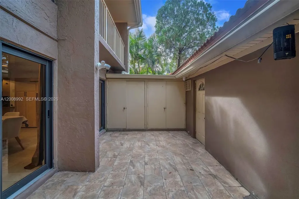 107 Heatherbrook Way Hollywood FL 33021