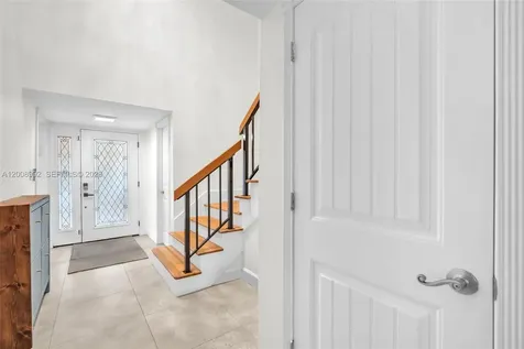 107 Heatherbrook Way Hollywood FL 33021