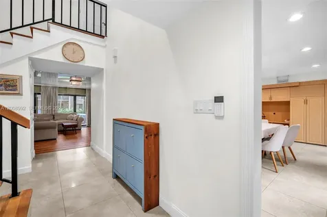 107 Heatherbrook Way Hollywood FL 33021