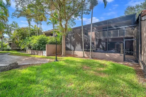 107 Heatherbrook Way Hollywood FL 33021