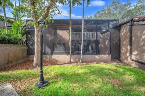 107 Heatherbrook Way Hollywood FL 33021