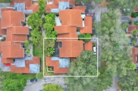 107 Heatherbrook Way Hollywood FL 33021
