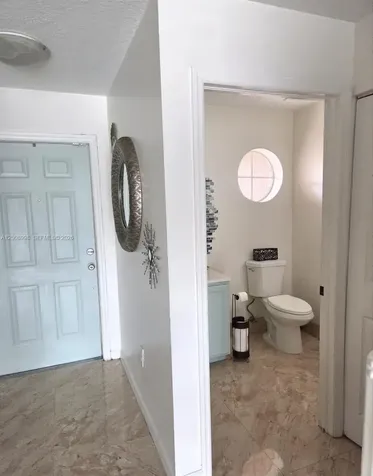 16504 SW 71st Terrace Miami FL 33193