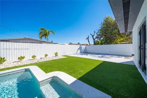 12471 SW 190th Terrace Miami FL 33177