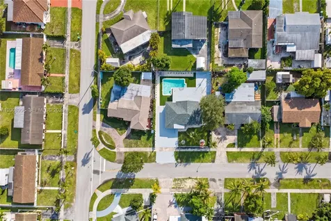 12471 SW 190th Terrace Miami FL 33177