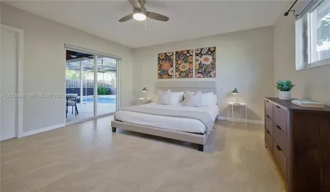 609 S Crescent Drive Hollywood FL 33021