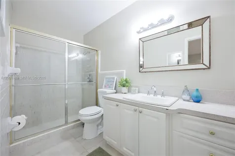609 S Crescent Drive Hollywood FL 33021
