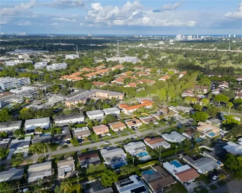 609 S Crescent Drive Hollywood FL 33021