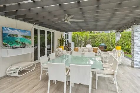 1371 Victoria Isle Drive Weston FL 33327