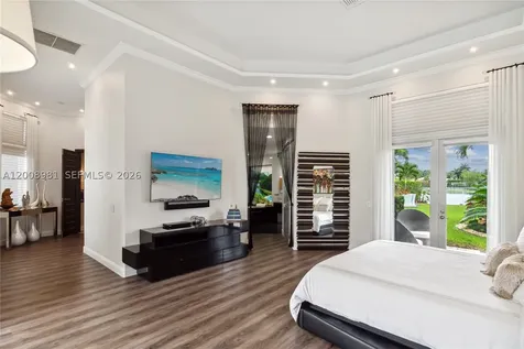 1371 Victoria Isle Drive Weston FL 33327