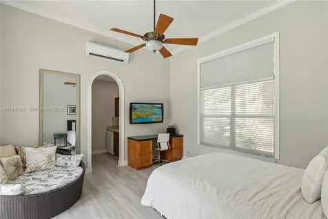 1371 Victoria Isle Drive Weston FL 33327