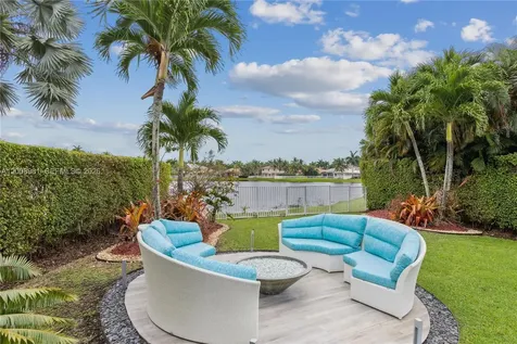 1371 Victoria Isle Drive Weston FL 33327