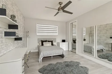 1371 Victoria Isle Drive Weston FL 33327