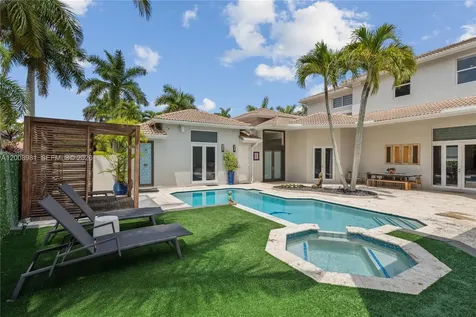 1371 Victoria Isle Drive Weston FL 33327