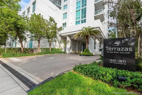 1871 NW S River Drive Miami FL 33125