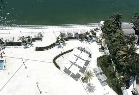 1000 West Avenue Miami Beach FL 33139