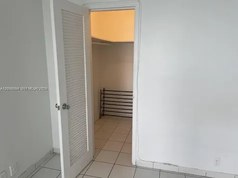 1000 West Avenue Miami Beach FL 33139
