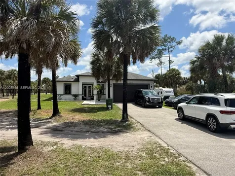 2772 38th Avenue SE Naples FL 34117