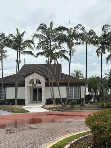 9711 Fontainebleau Boulevard Miami FL 33172