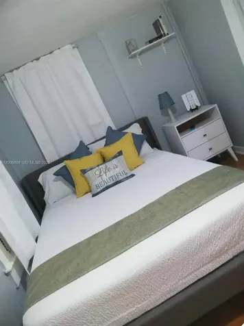 218 S M Street Lake Worth FL 33460