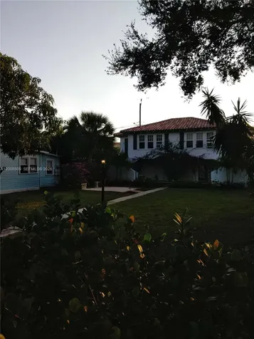 218 S M Street Lake Worth FL 33460