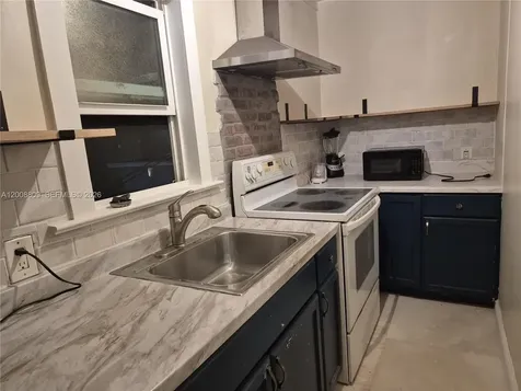218 S M Street Lake Worth FL 33460