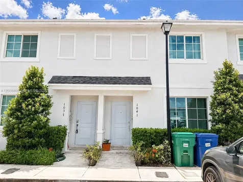 1041 NW 5th Street Florida City FL 33034