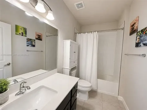 1041 NW 5th Street Florida City FL 33034