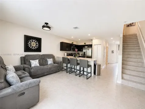 1041 NW 5th Street Florida City FL 33034