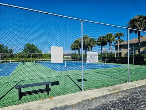 1335 Mainsail Drive Naples FL 34114
