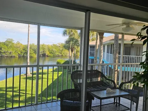1335 Mainsail Drive Naples FL 34114