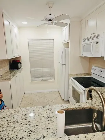 1335 Mainsail Drive Naples FL 34114