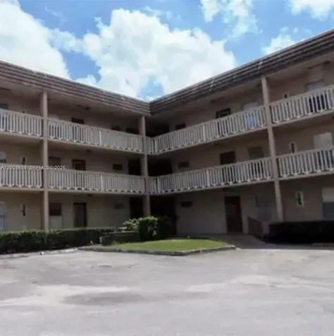 5860 NW 64th Avenue Tamarac FL 33319