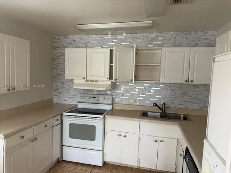 1638 SW 44th Terrace Fort Lauderdale FL 33317