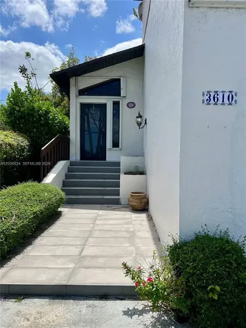 3610 SW 113th Place Miami FL 33165
