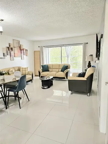 8818 W Mcnab Road Tamarac FL 33321