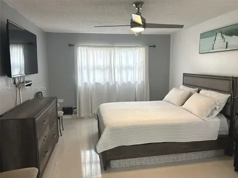 8818 W Mcnab Road Tamarac FL 33321