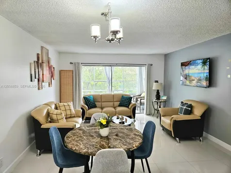 8818 W Mcnab Road Tamarac FL 33321