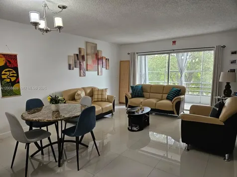 8818 W Mcnab Road Tamarac FL 33321