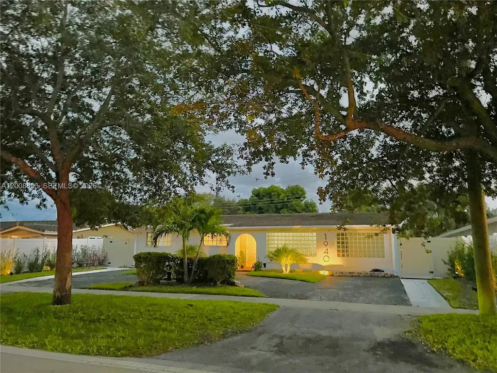 1940 NE 62nd Street Fort Lauderdale FL 33308
